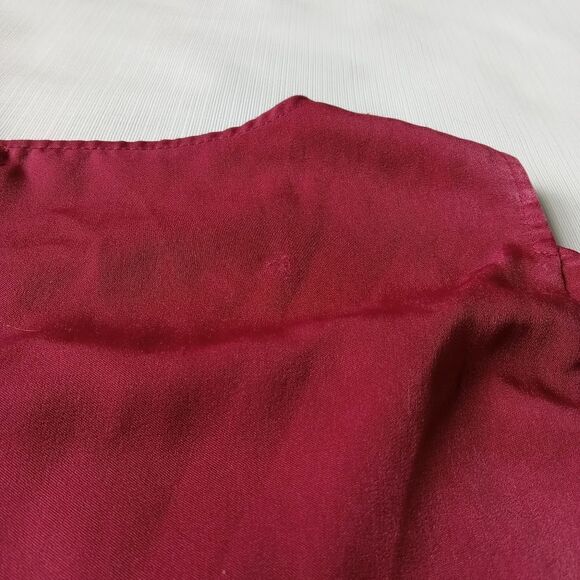 Ro & De Maroon Red Lace Up Bell Sleeve Cold Shoulder Blouse Women's Size Medium - Picture 11 of 15